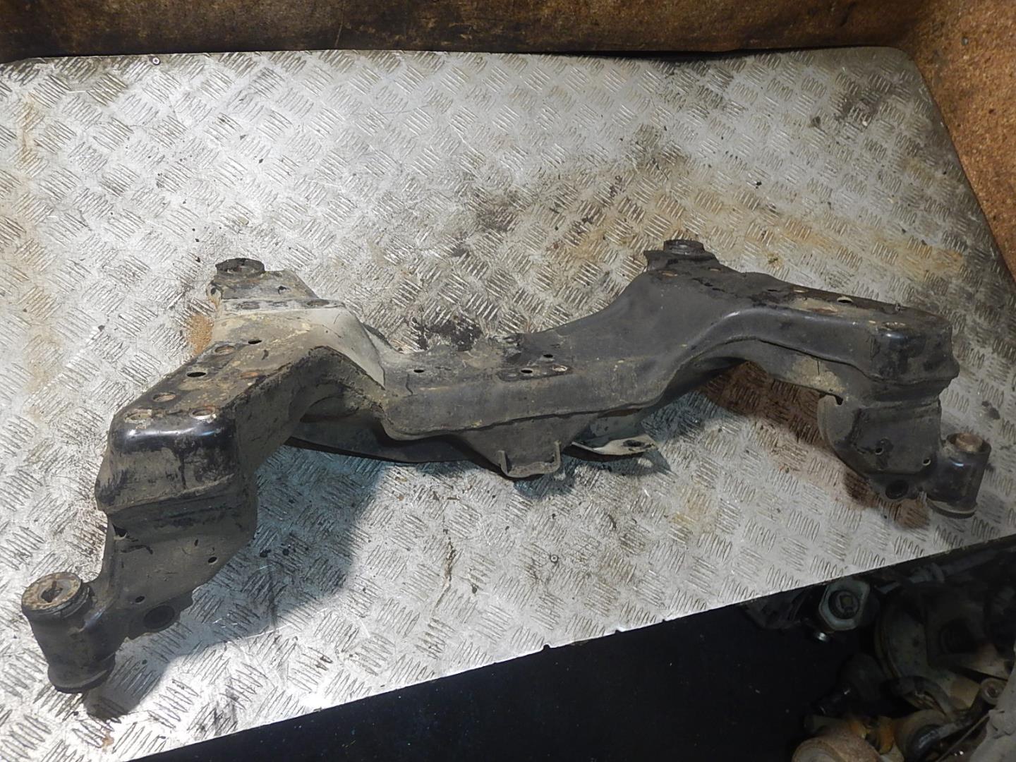 Балка подмоторная