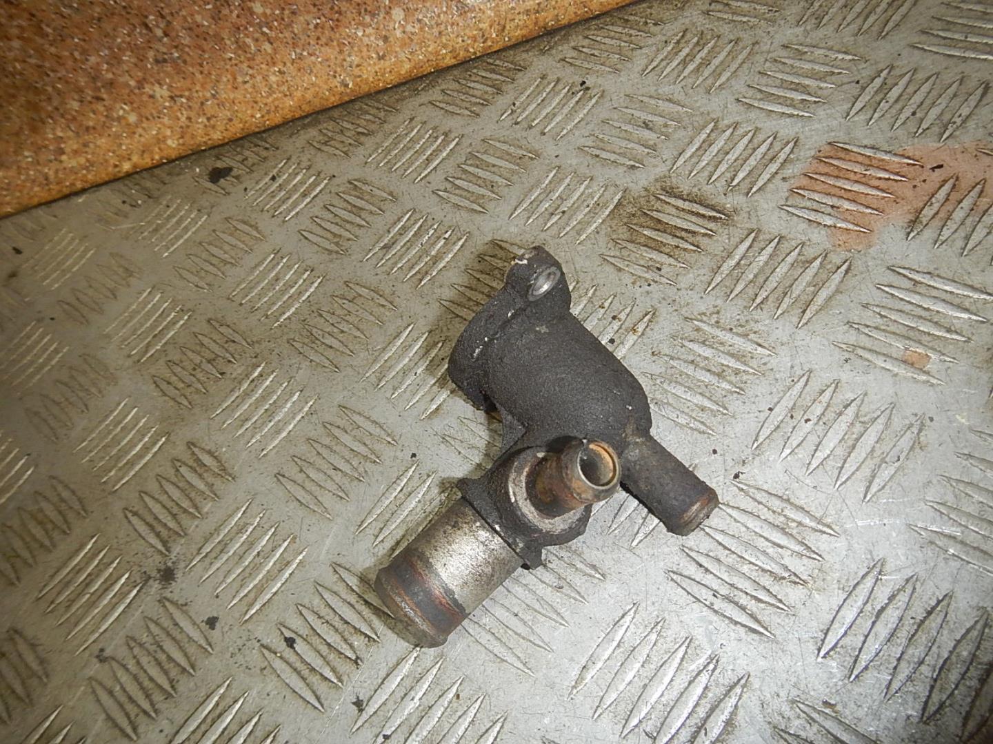 Крышка термостата