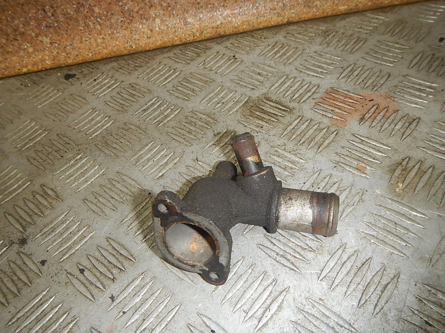 Крышка термостата