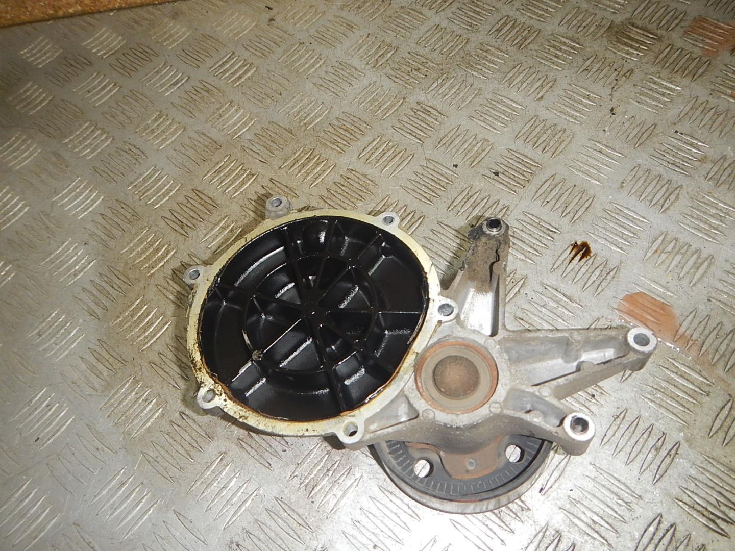 Ролик-натяжитель