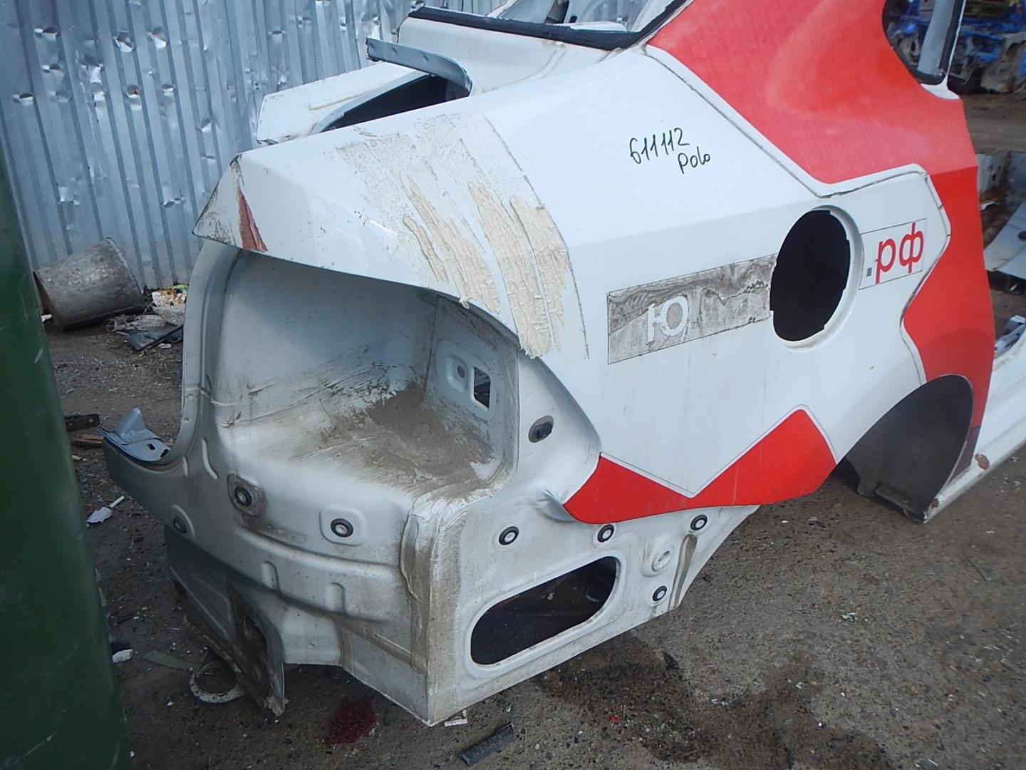 Крыло заднее правое