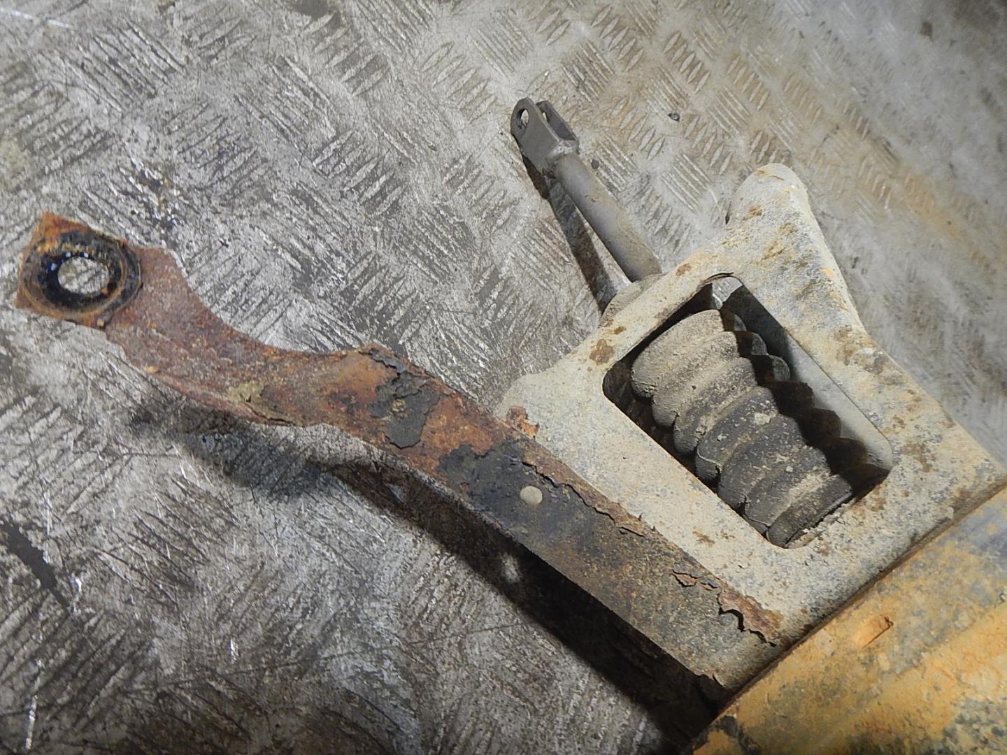 Усилитель тормозов вакуумный