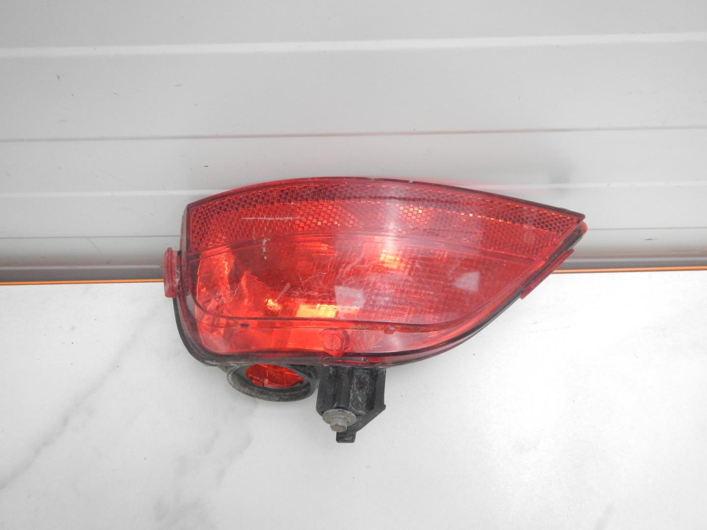 Фонарь задний противотуманный