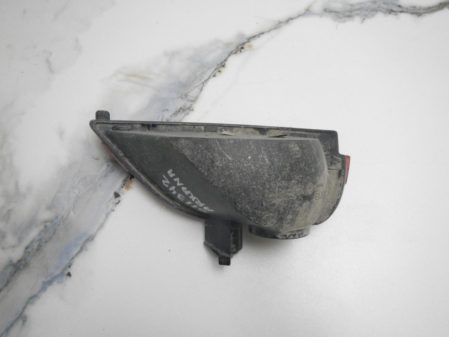 Фонарь задний противотуманный