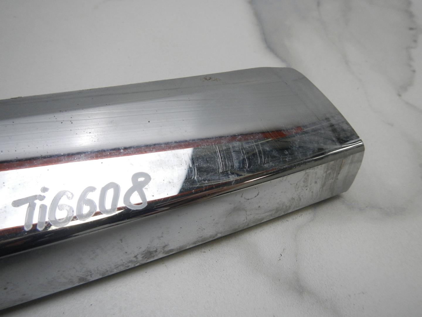 Накладка на решетку радиатора