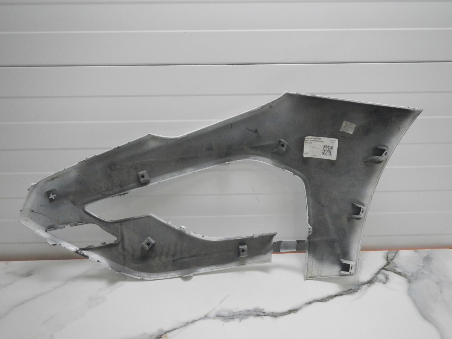 Накладка переднего бампера правая