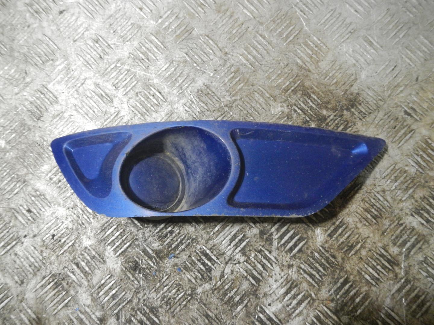 Решетка в бампер правая