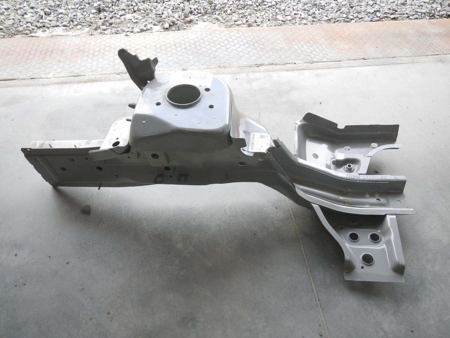 Лонжерон передний левый