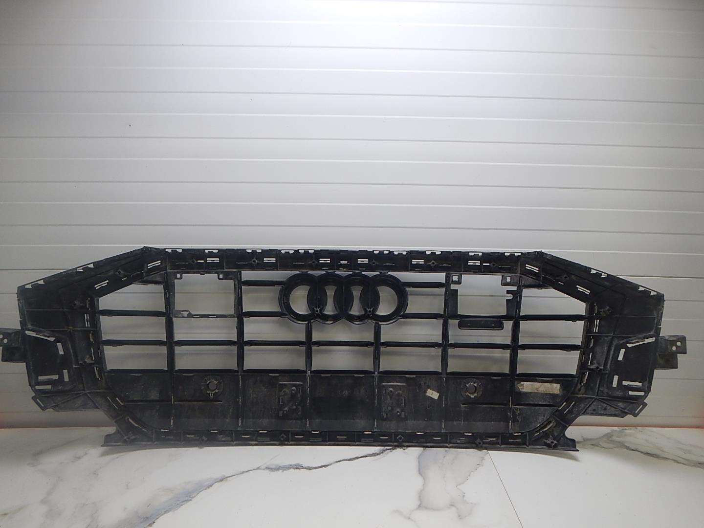 Решетка радиатора