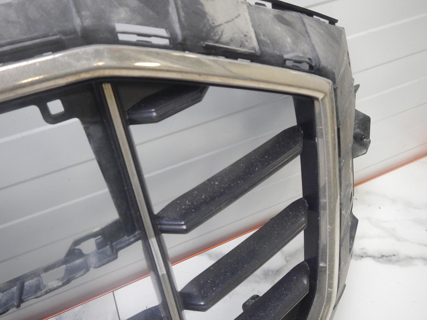 Решетка радиатора