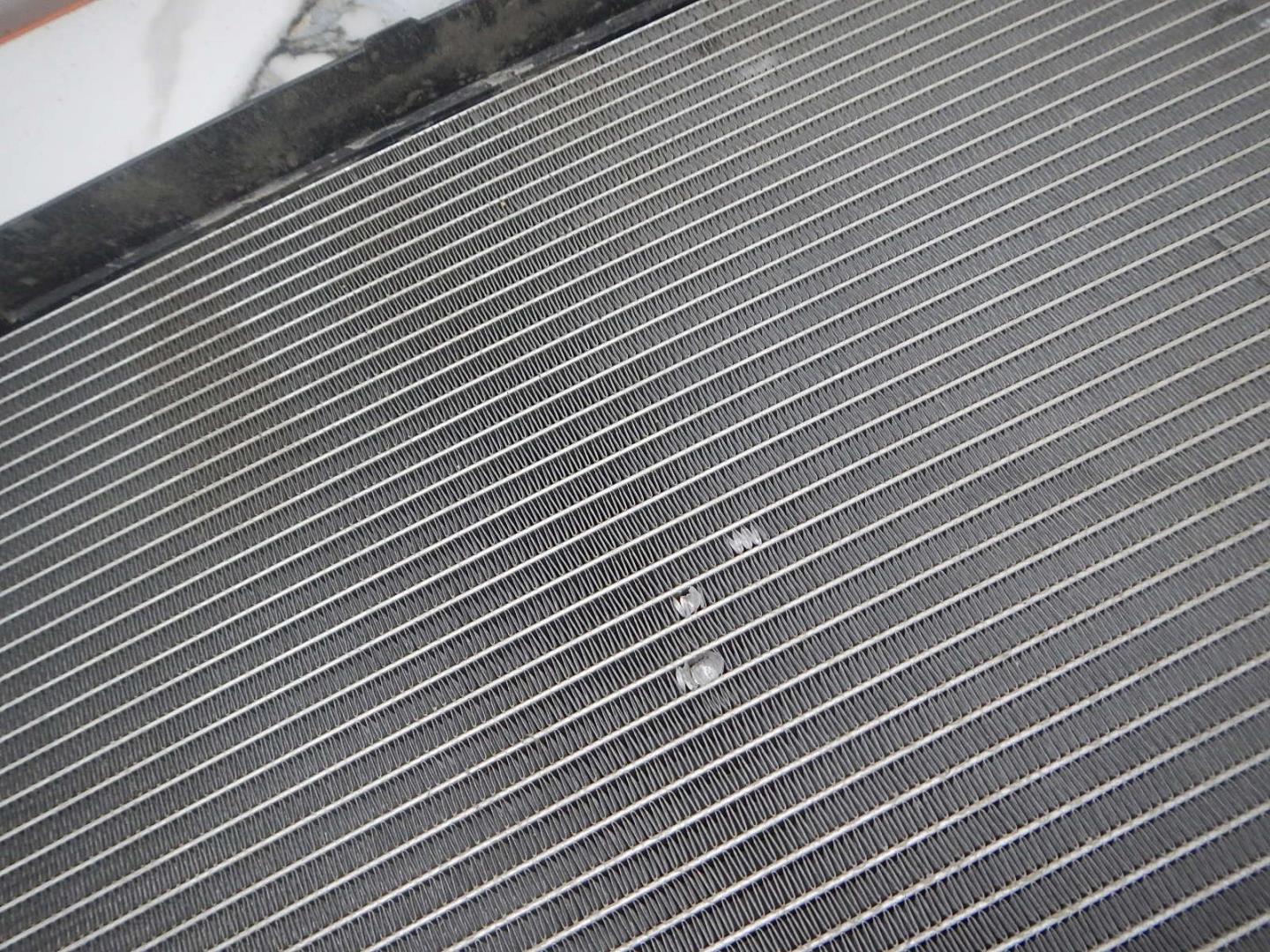 Радиатор кондиционера / конденсер