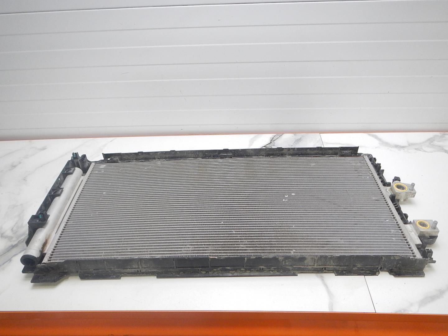 Радиатор кондиционера / конденсер