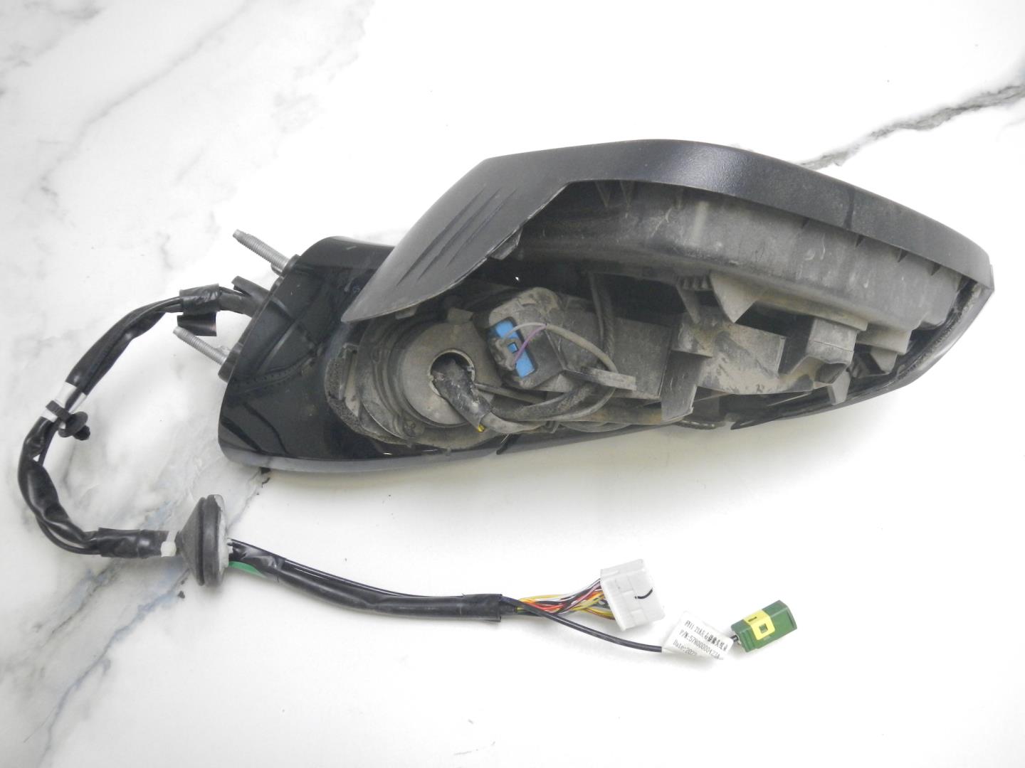 Зеркало левое электрическое