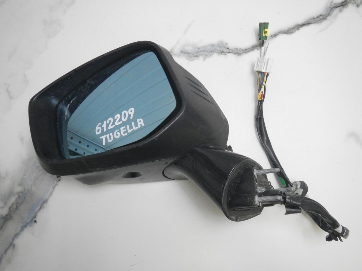 Зеркало левое электрическое