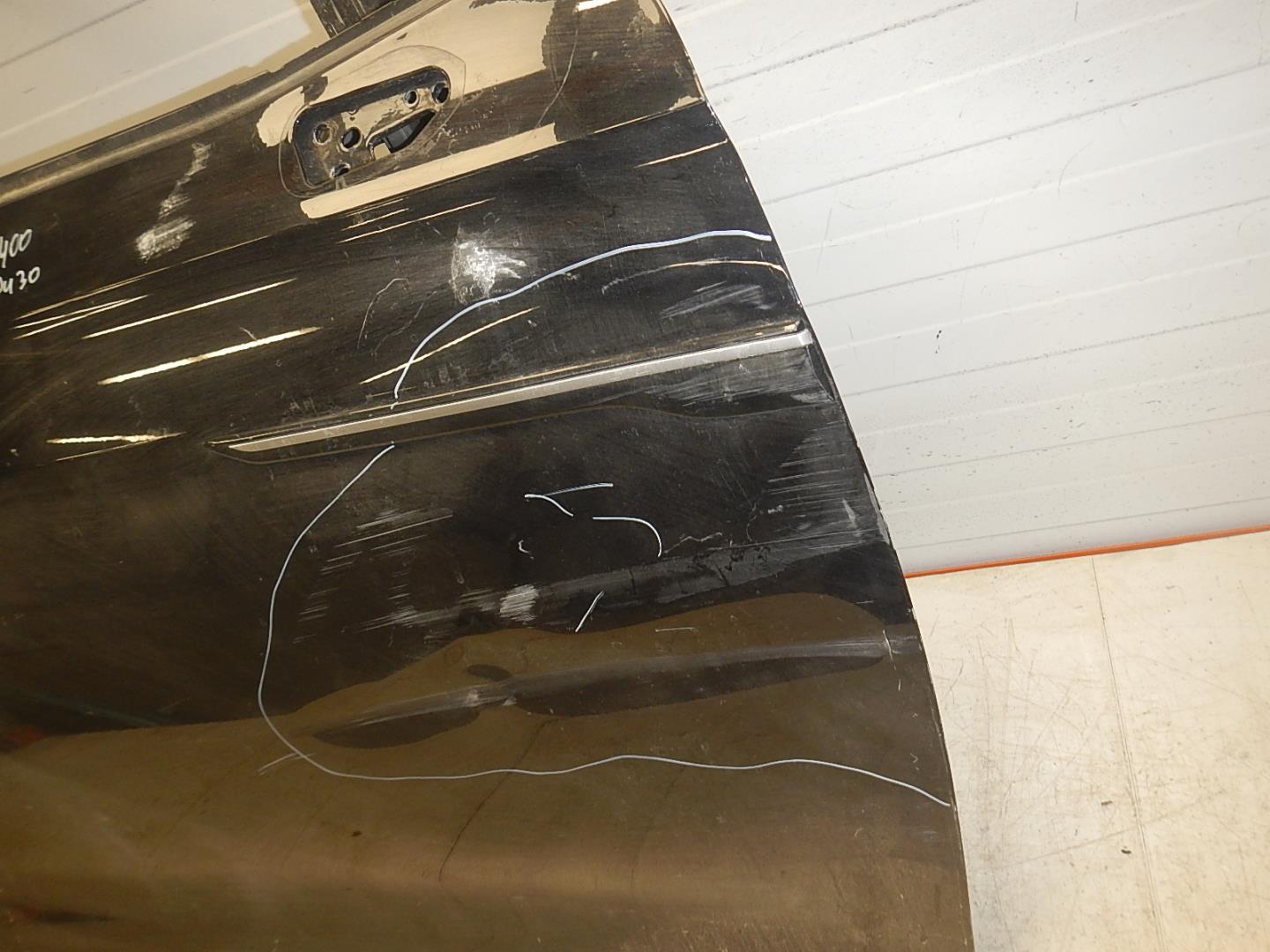 Дверь передняя правая