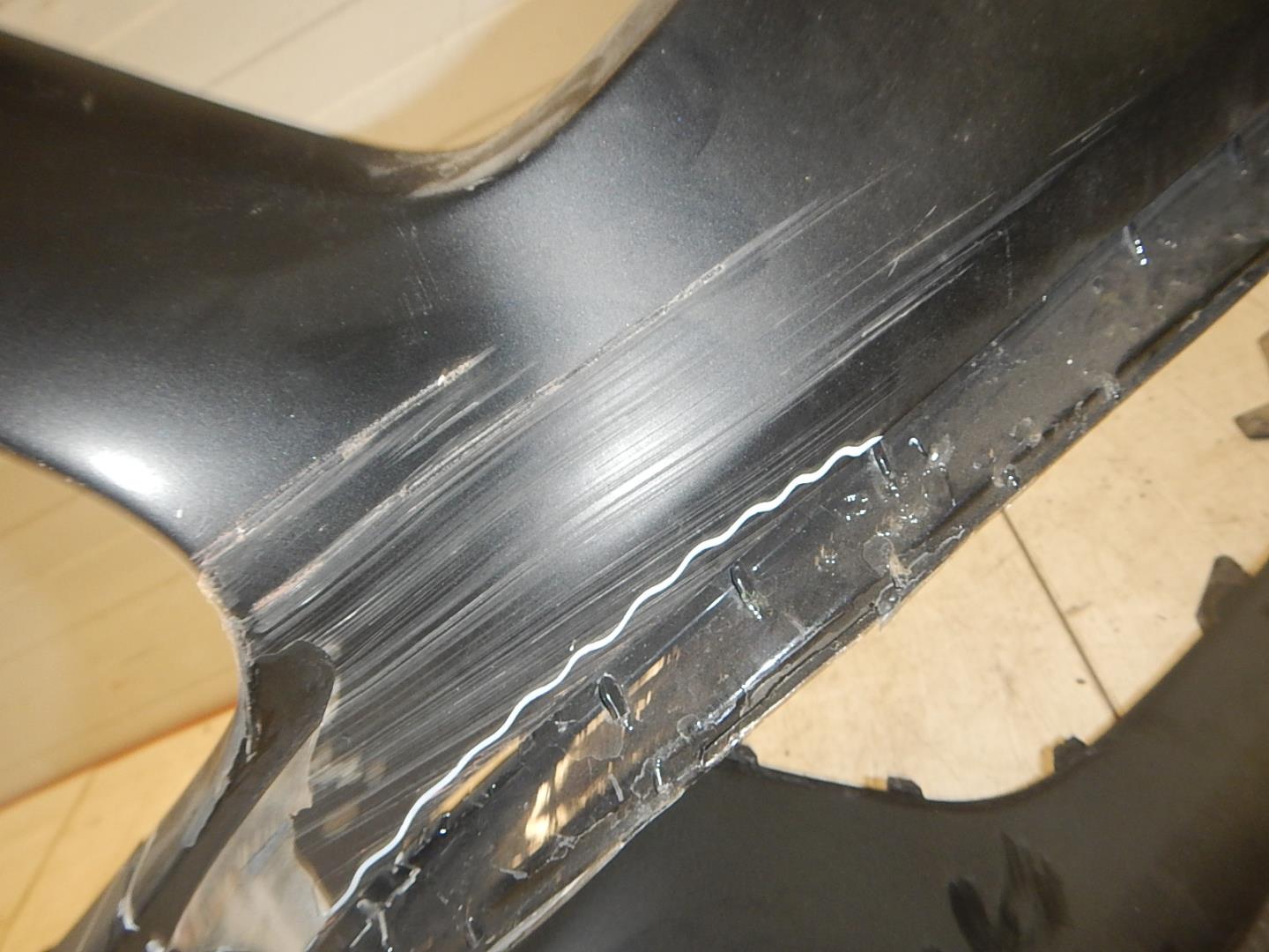 Бампер передний