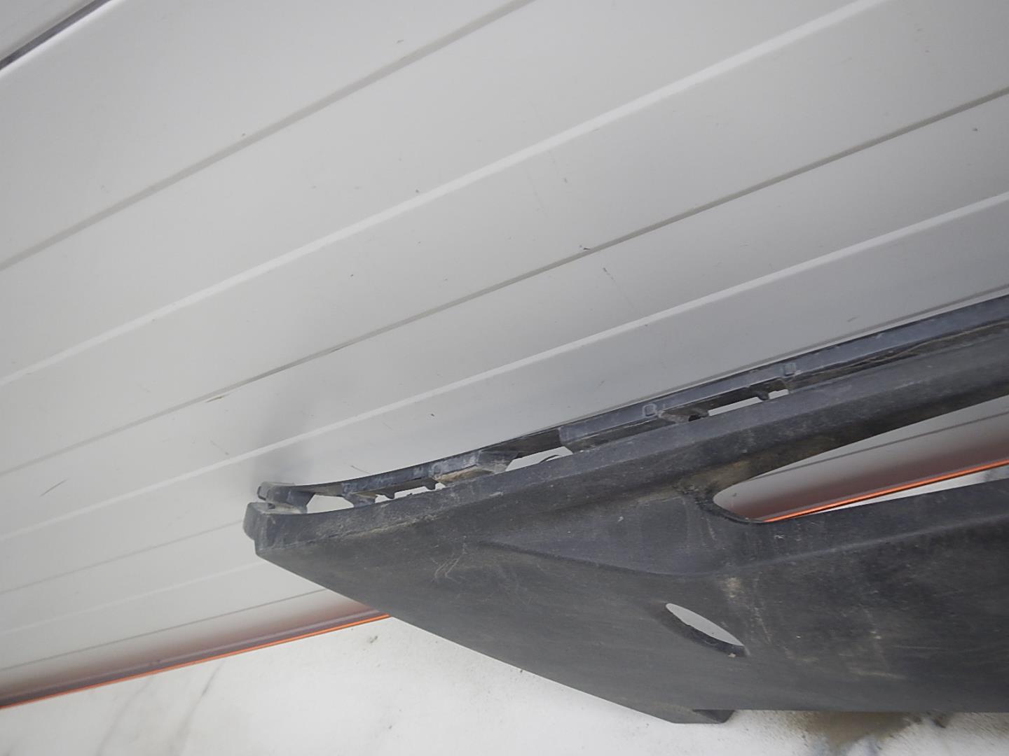 Накладка переднего бампера левая