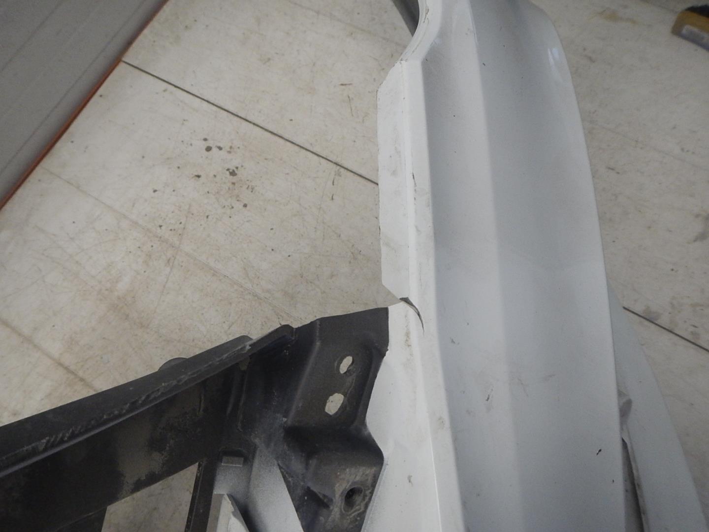 Бампер передний