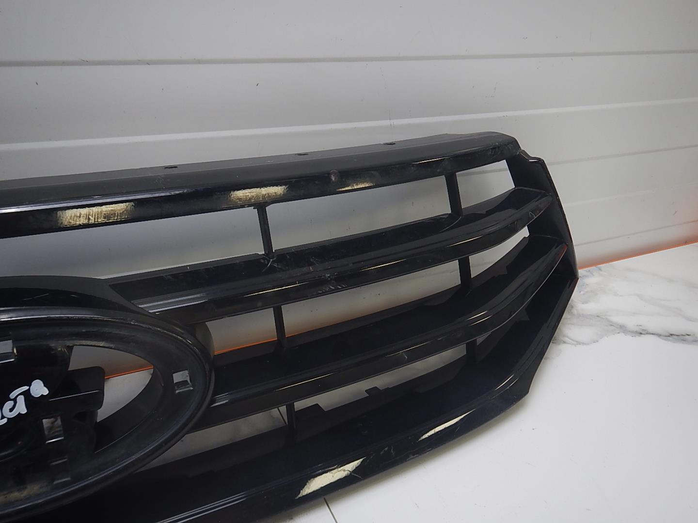 Решетка радиатора