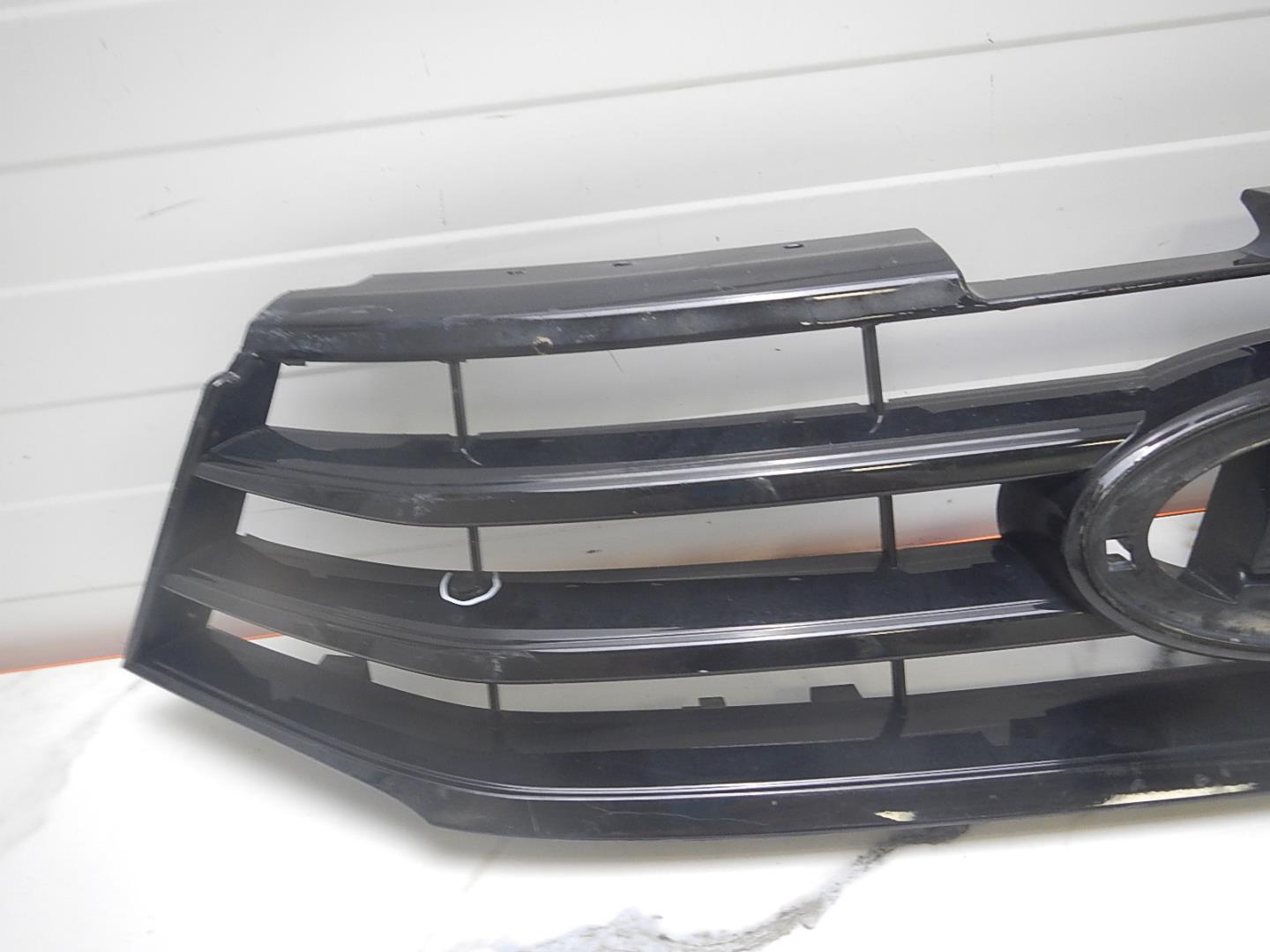 Решетка радиатора