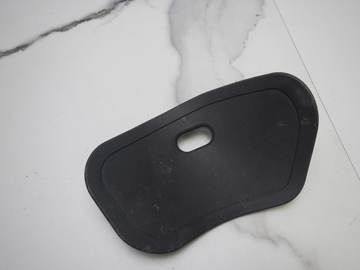 Крышка багажного отделения