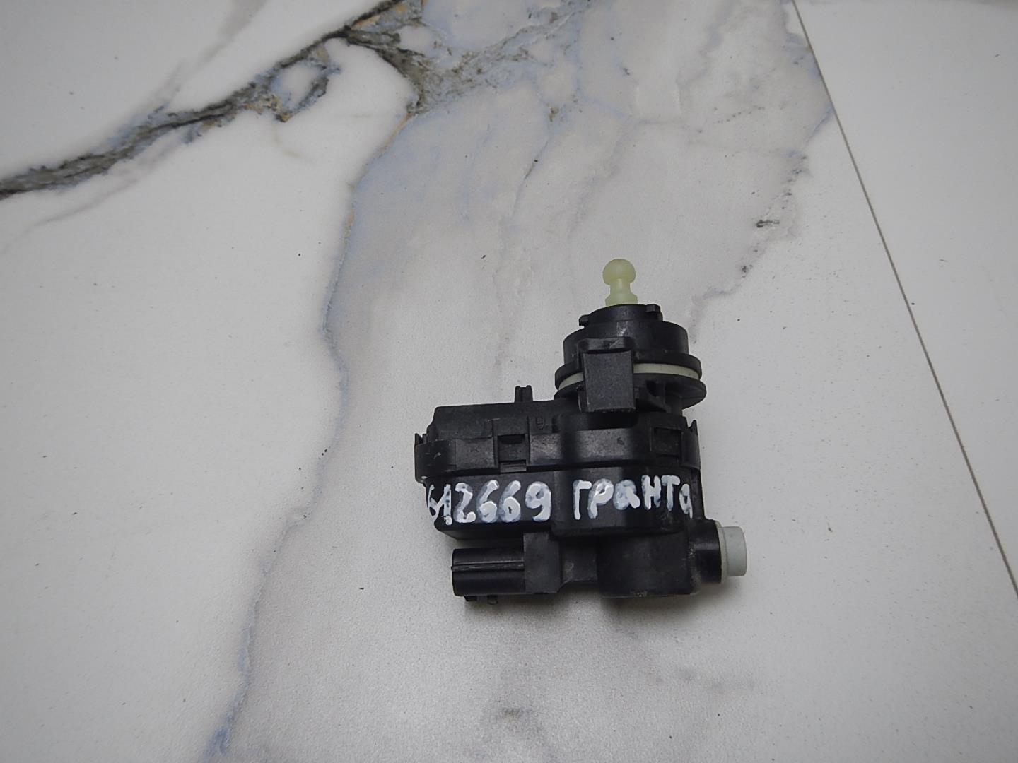 Моторчик корректора фары