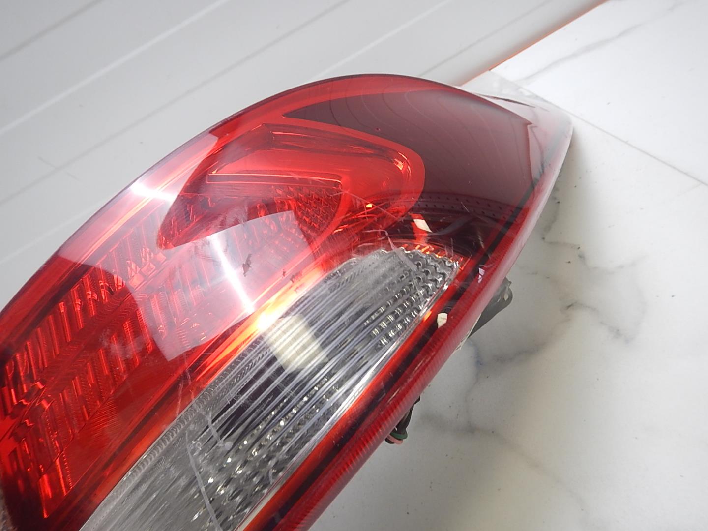 Фонарь задний правый