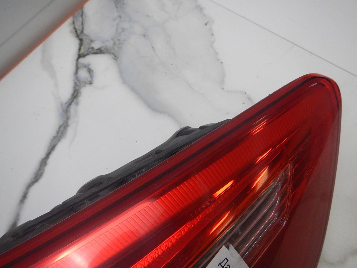 Фонарь задний внутренний левый