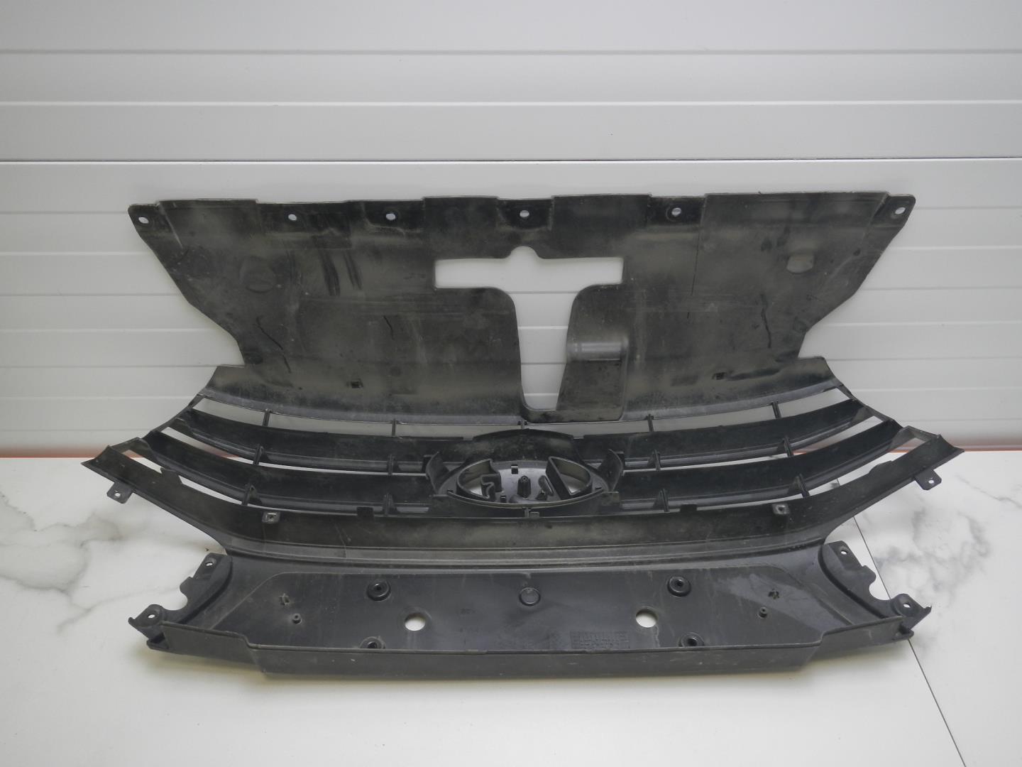 Решетка радиатора