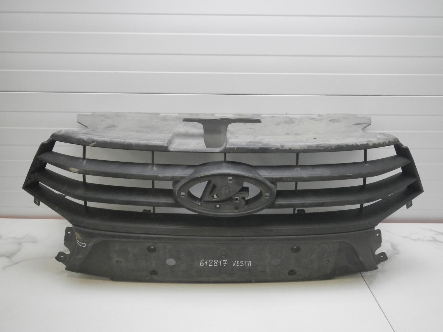 Решетка радиатора