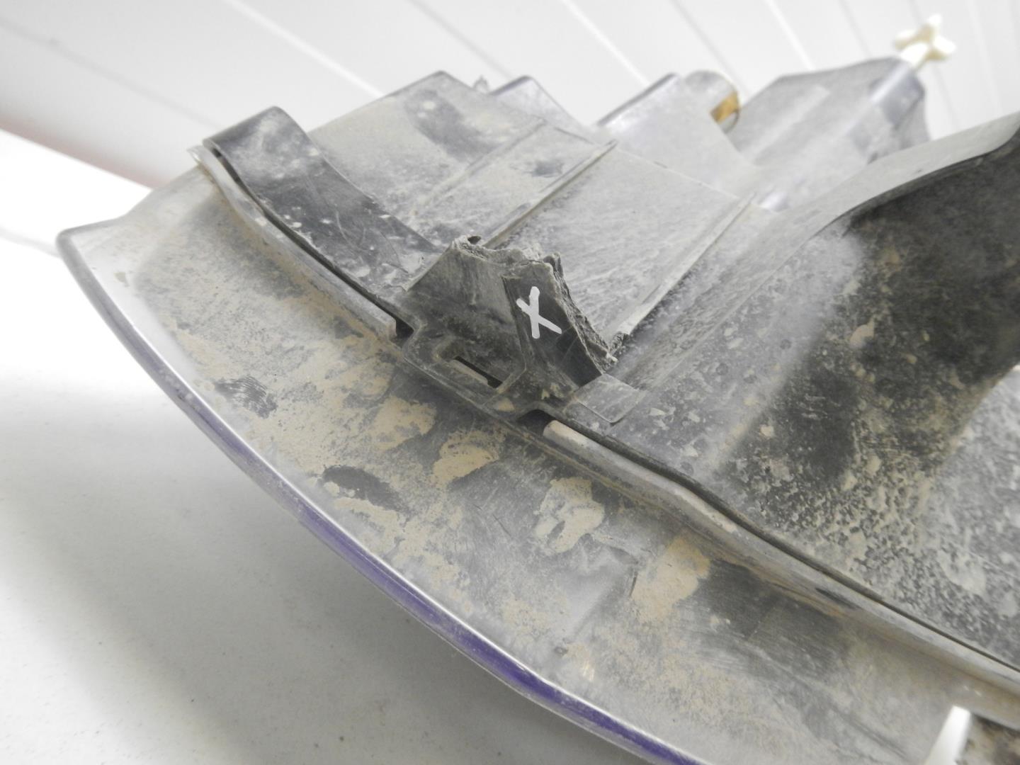 Фара правая