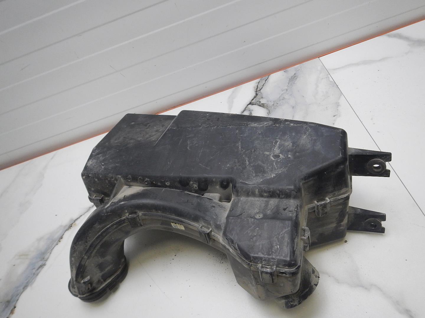 Резонатор воздушного фильтра