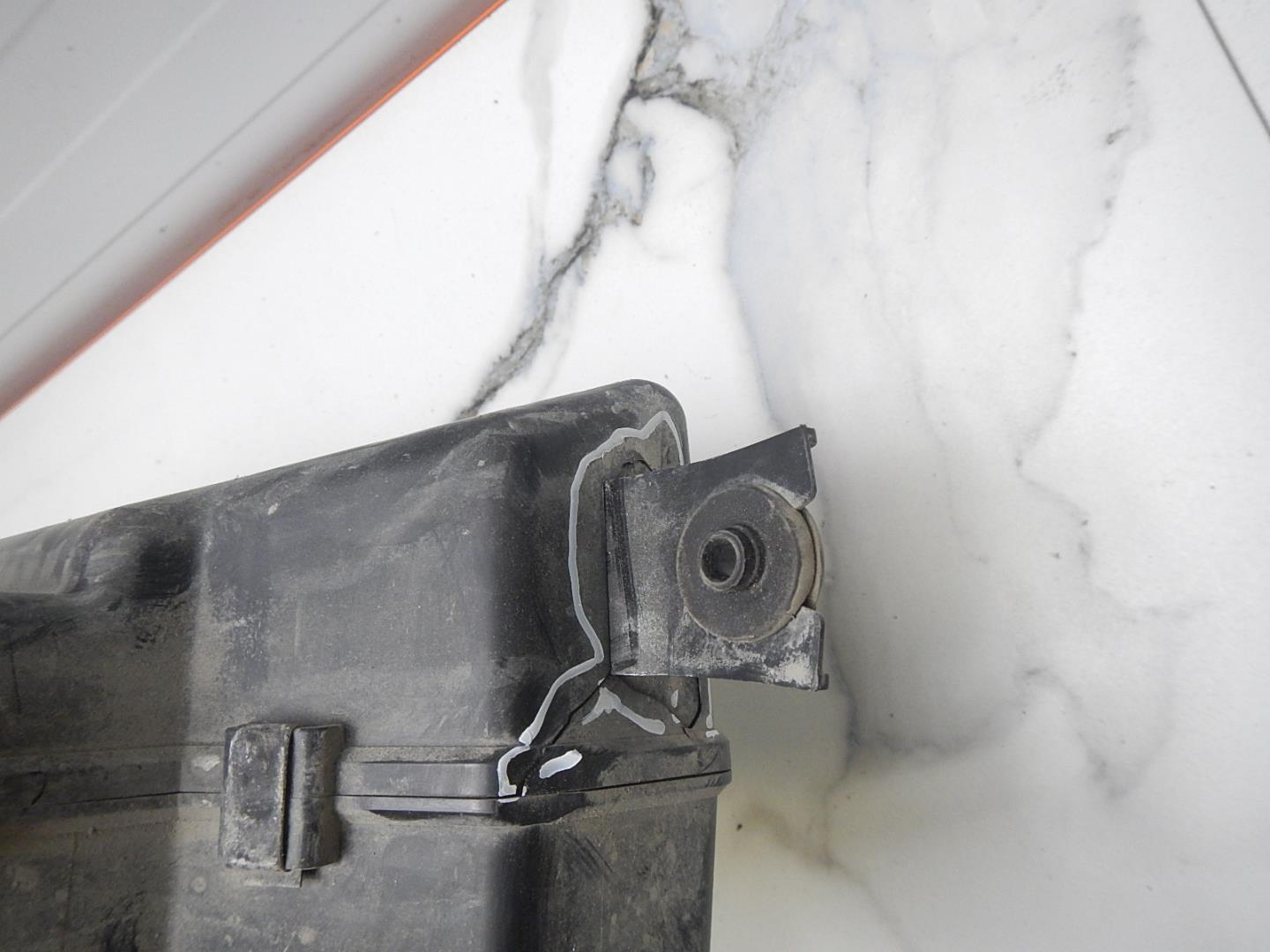 Резонатор воздушного фильтра