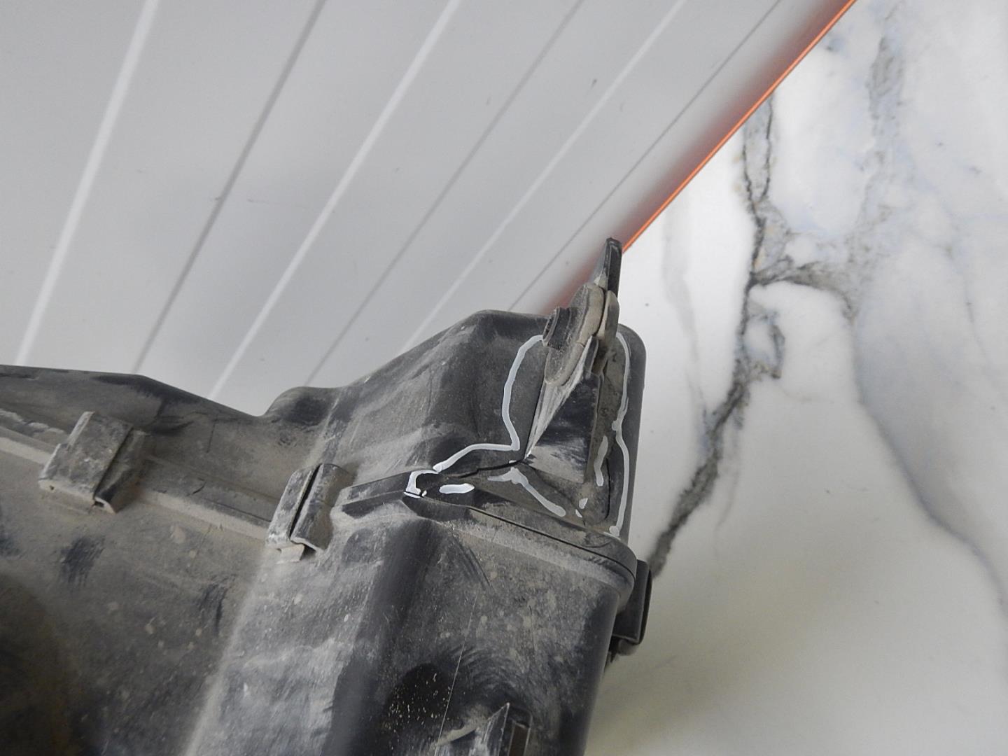 Резонатор воздушного фильтра