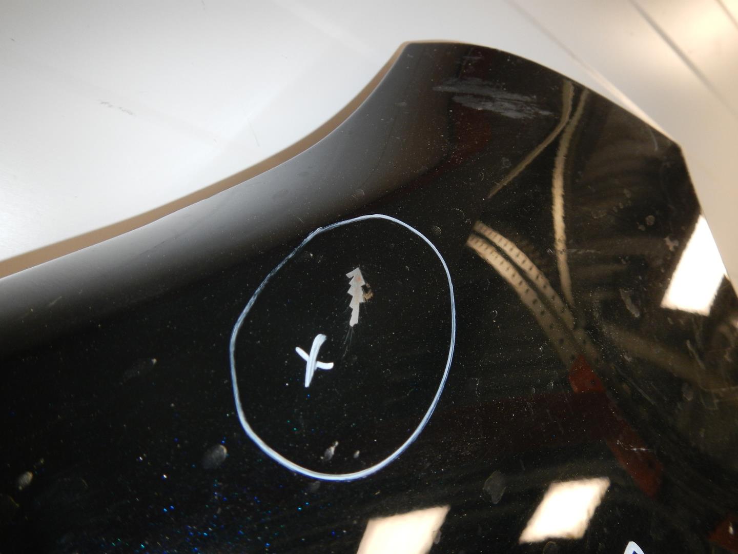 Крыло переднее левое