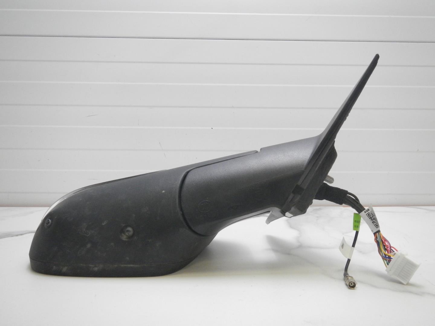 Зеркало правое электрическое