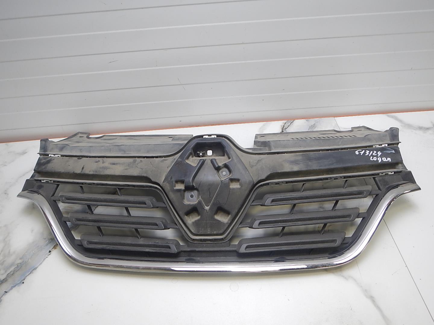 Решетка радиатора