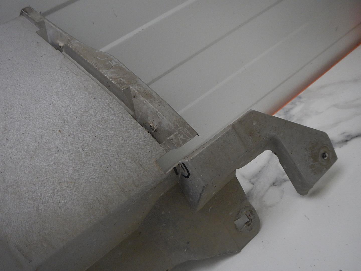 Накладка переднего бампера