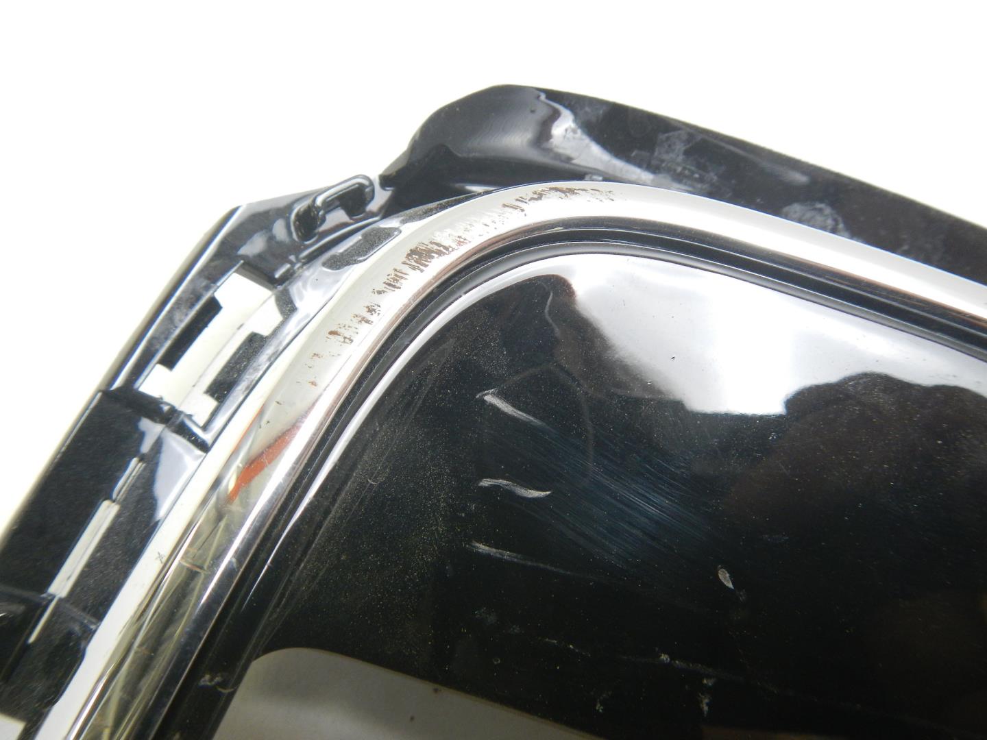 Решетка в бампер правая