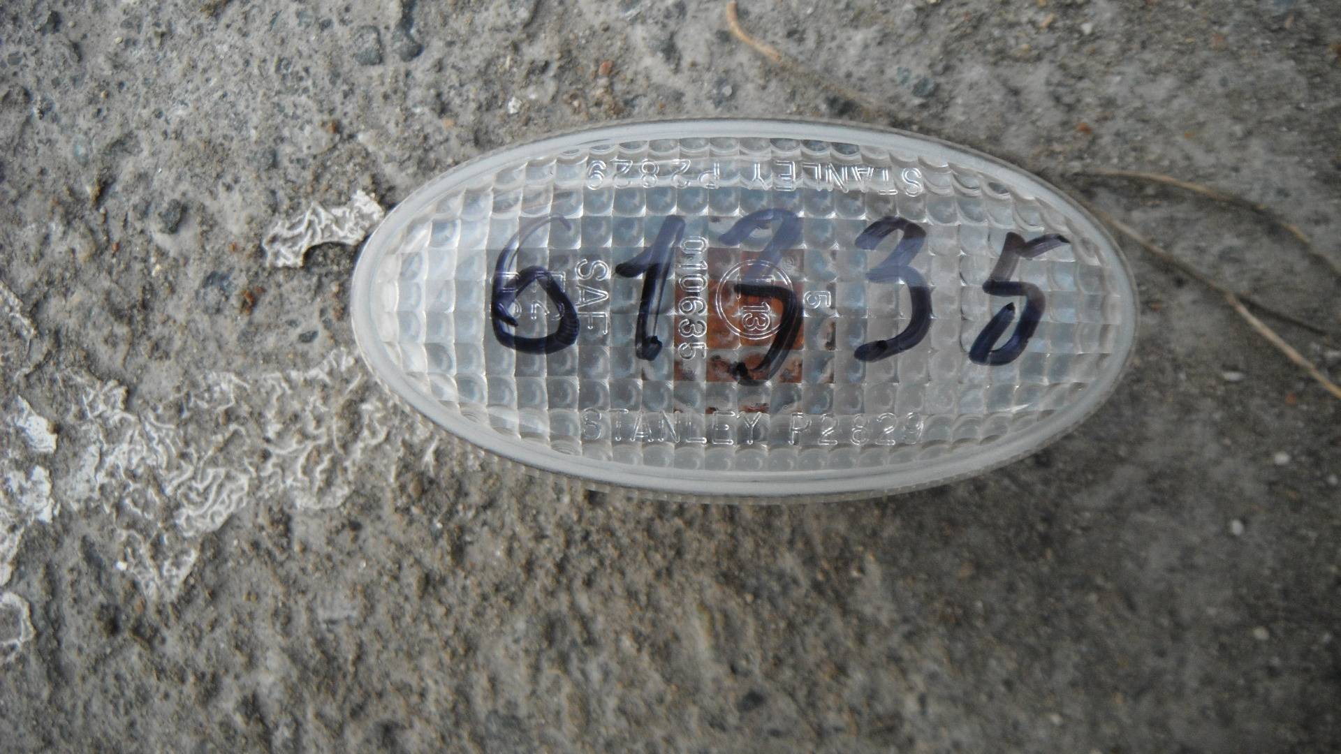 Указатель поворота левый