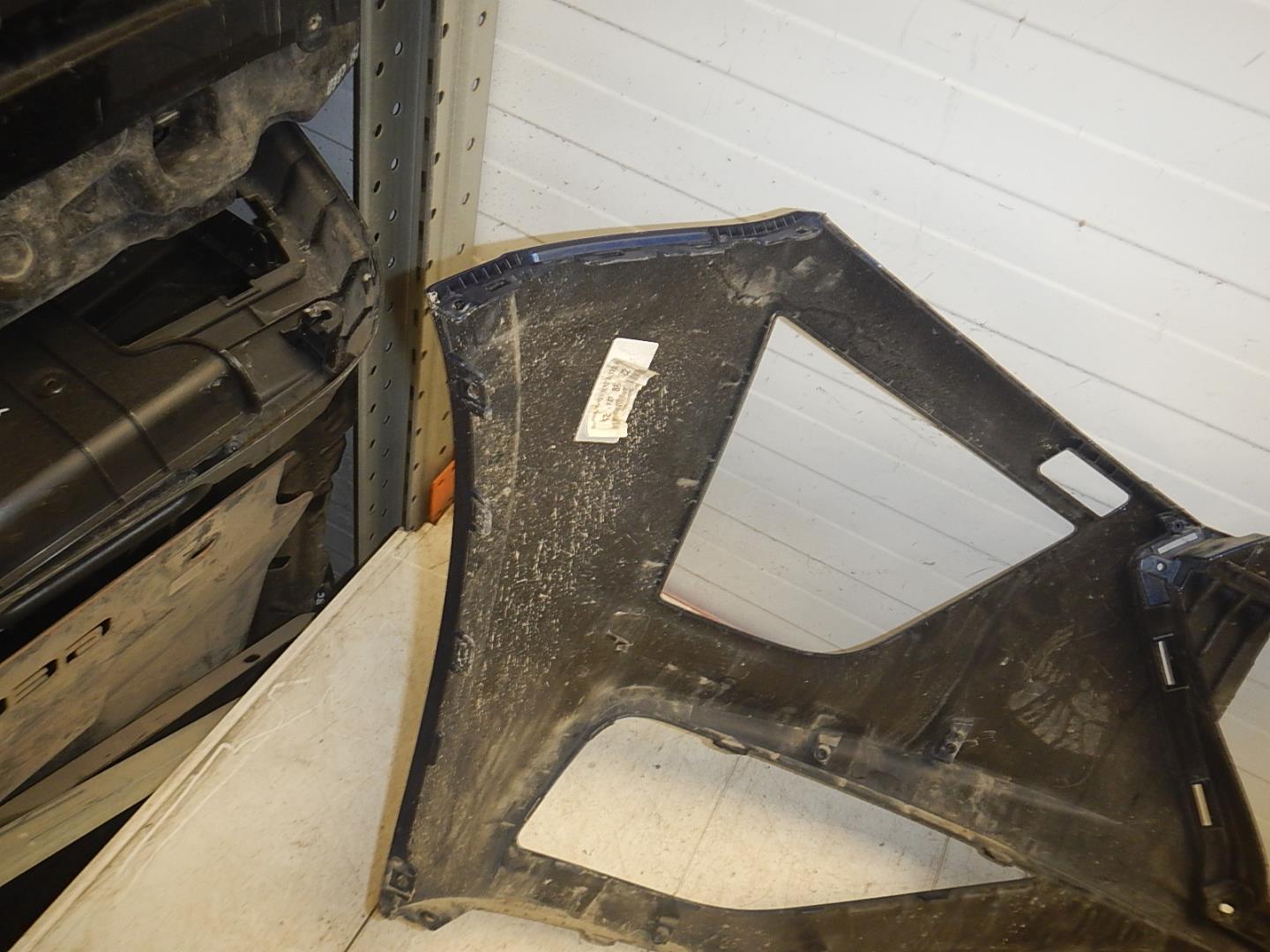 Бампер передний