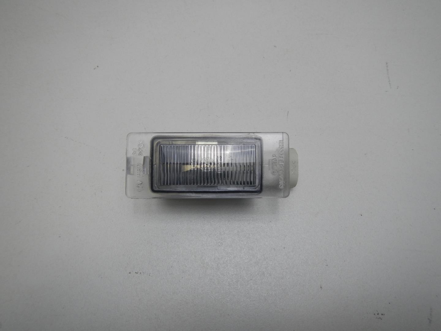 Фонарь подсветки номера