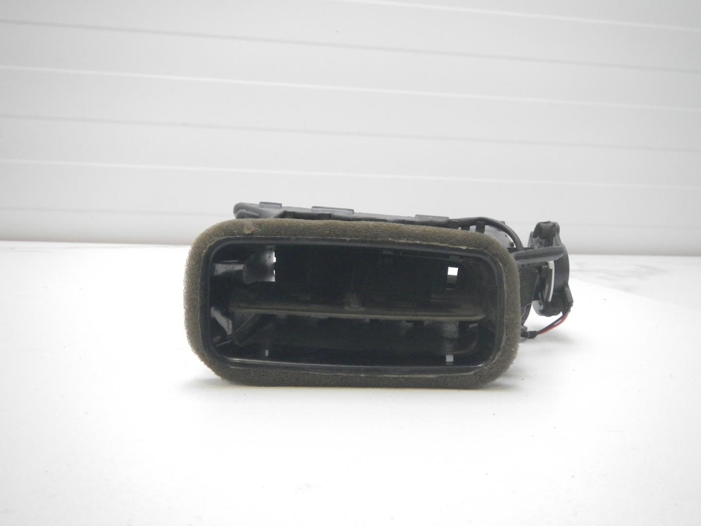 Дефлектор воздушный