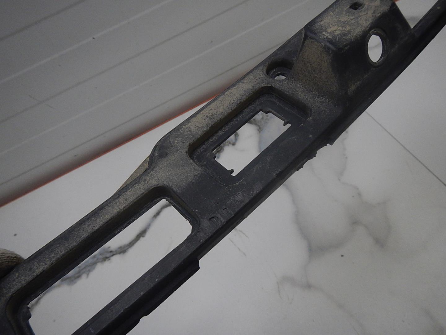 Накладка двери багажника