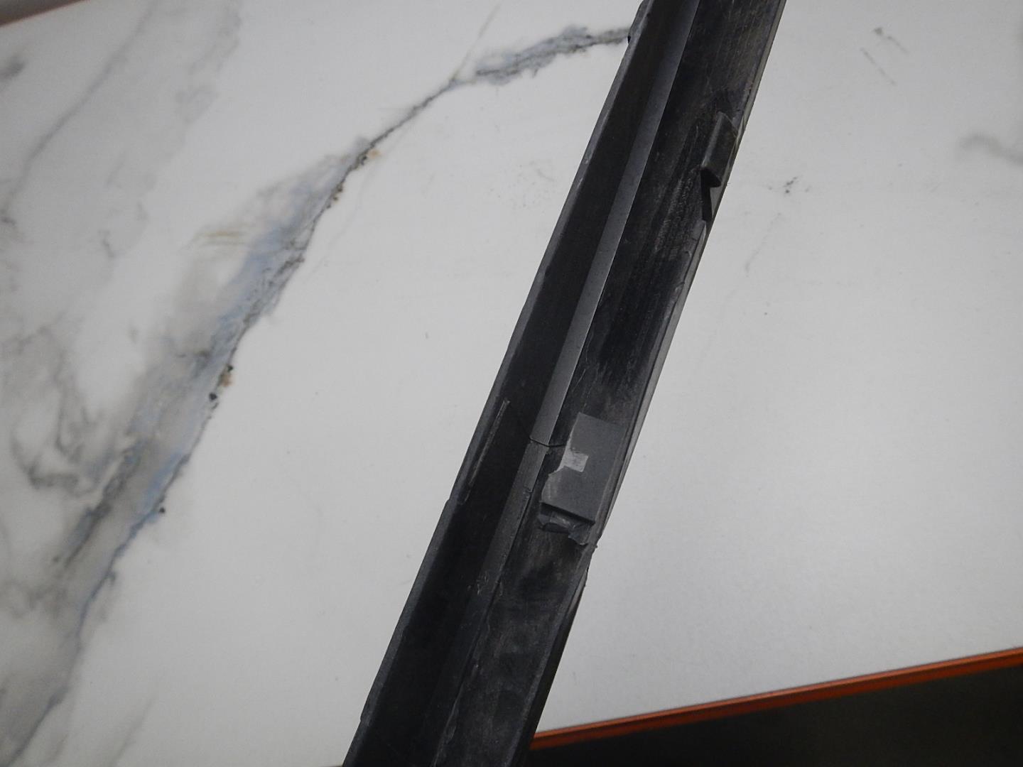 Накладка на решетку радиатора