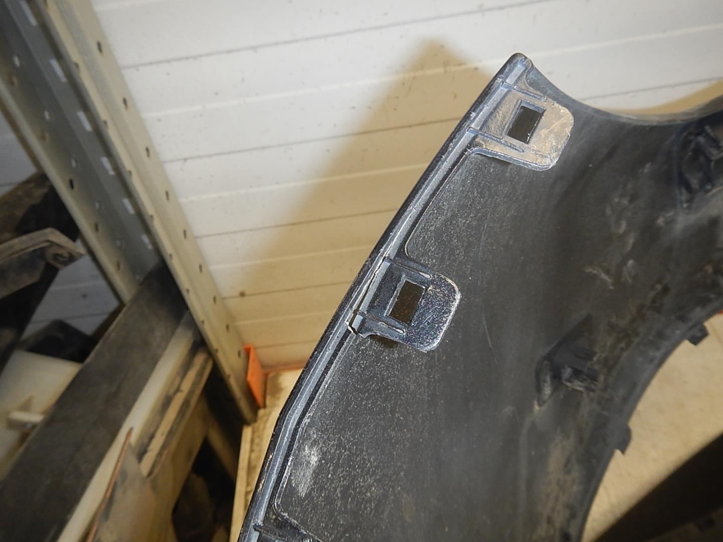 Бампер передний