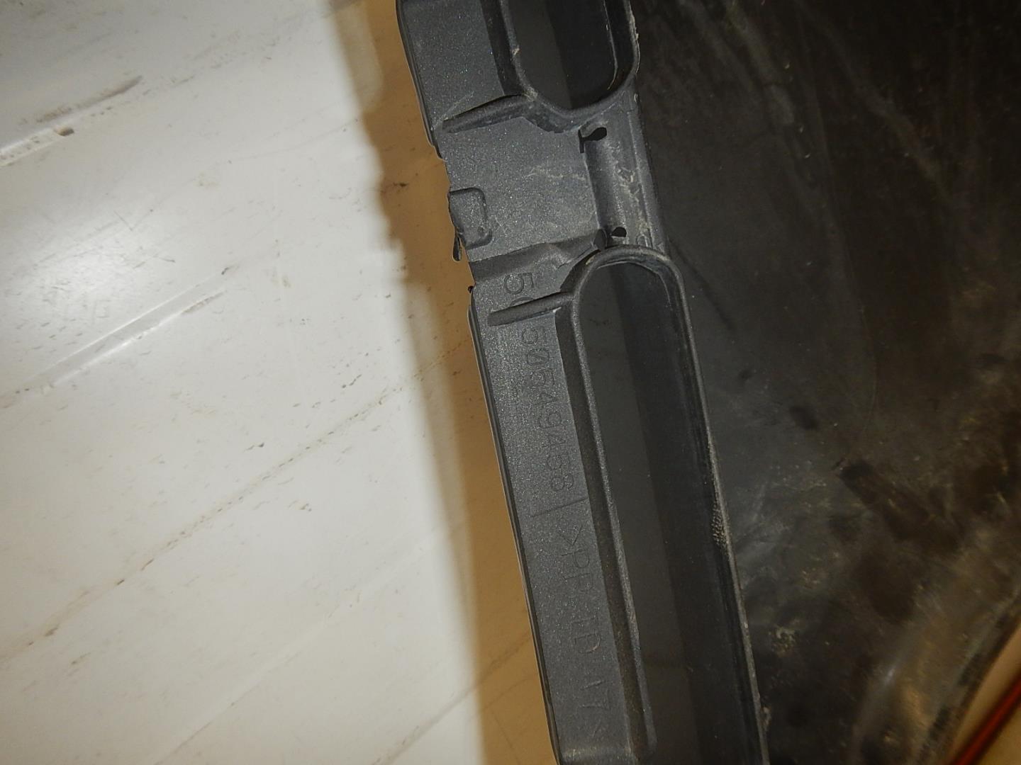 Бампер передний