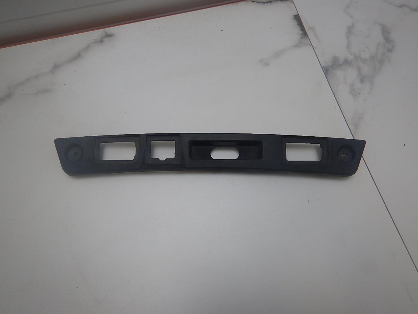 Накладка двери багажника