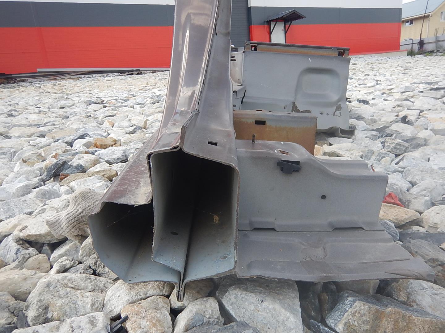 Кузовной элемент