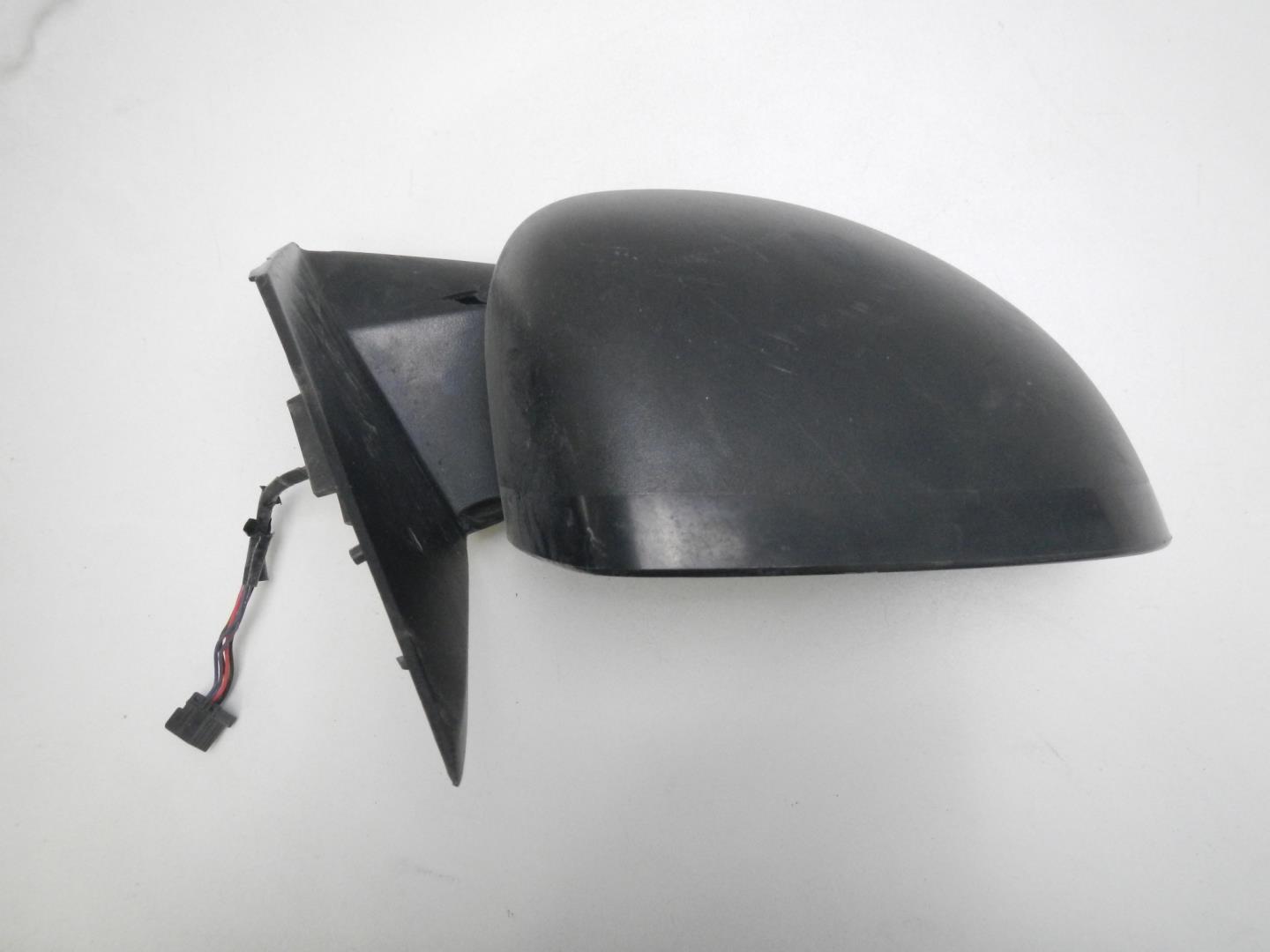 Зеркало правое электрическое